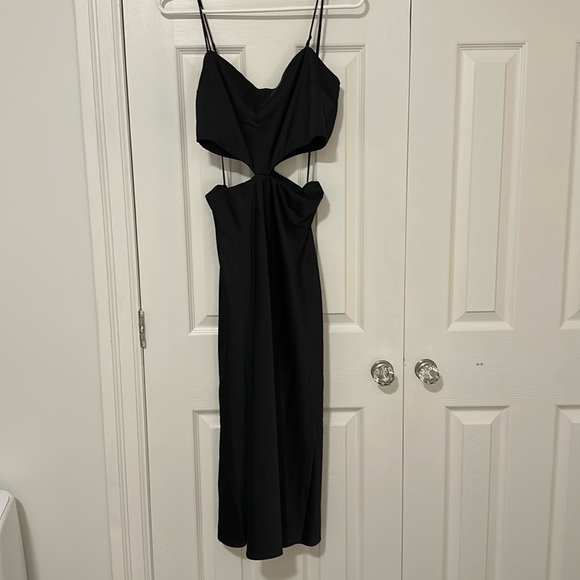 Abercrombie Satin Cut Out Dress - Picture 2 of 4